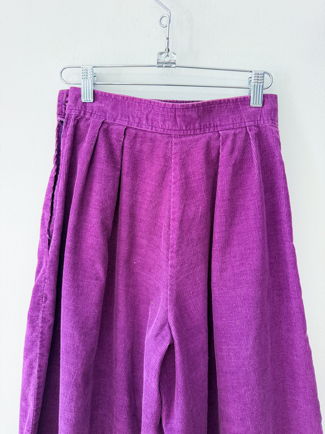 1970s High Waisted Purple Corduroy Gaucho Pants