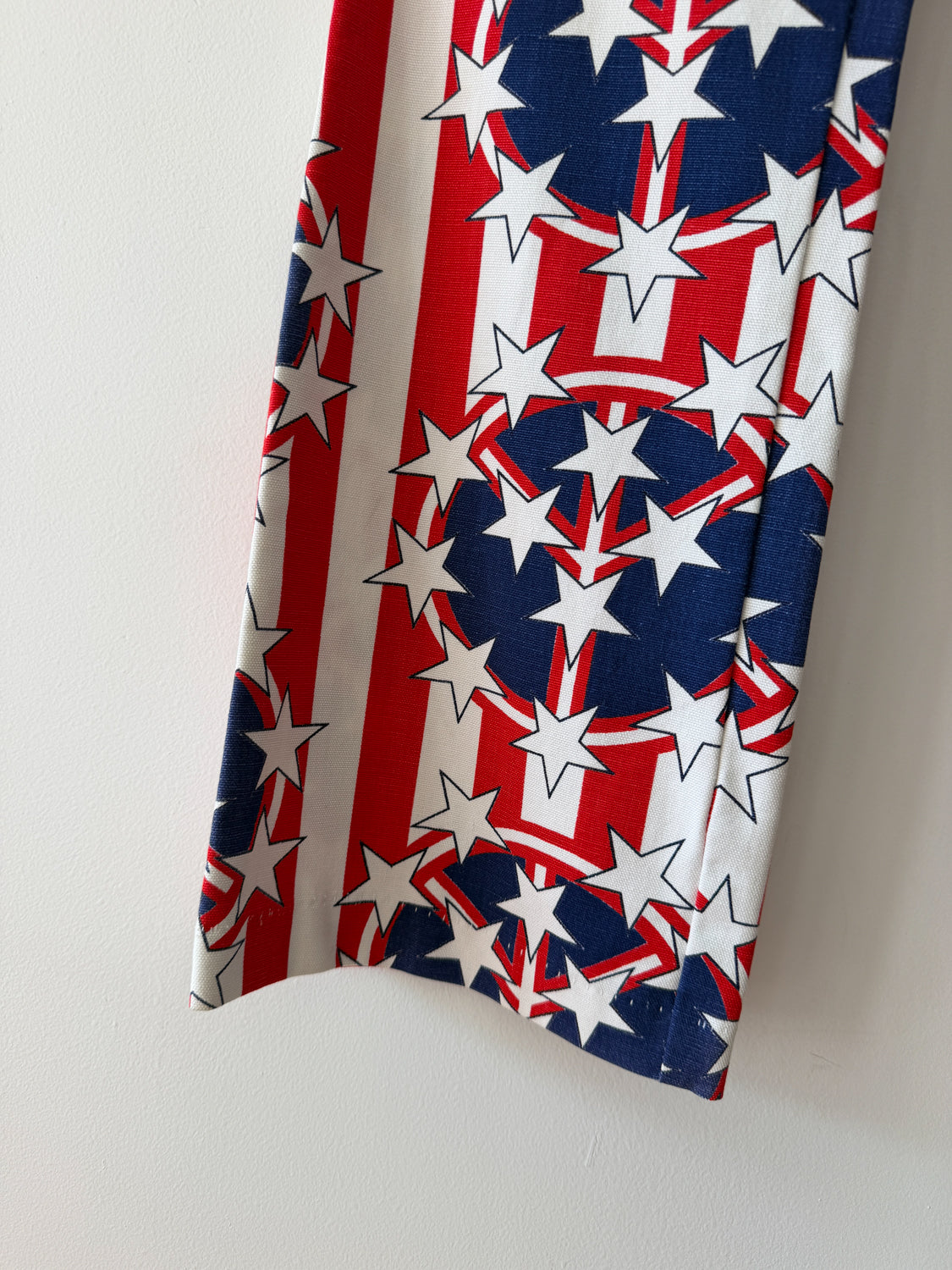 1970s Vintage Peace Sign Protest Stars and Stripes Flare Bellbottom Jeans