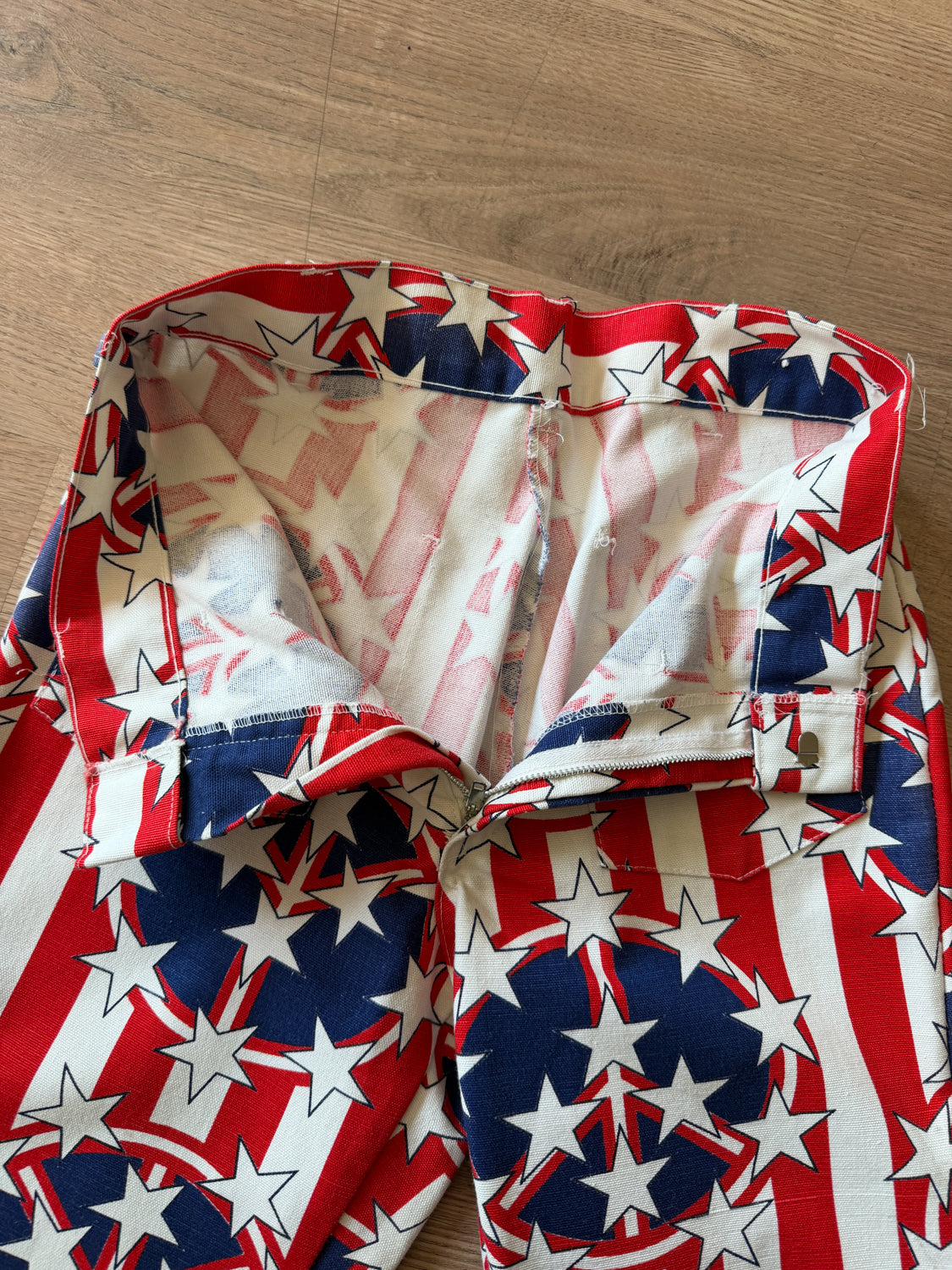 1970s Vintage Peace Sign Protest Stars and Stripes Flare Bellbottom Jeans