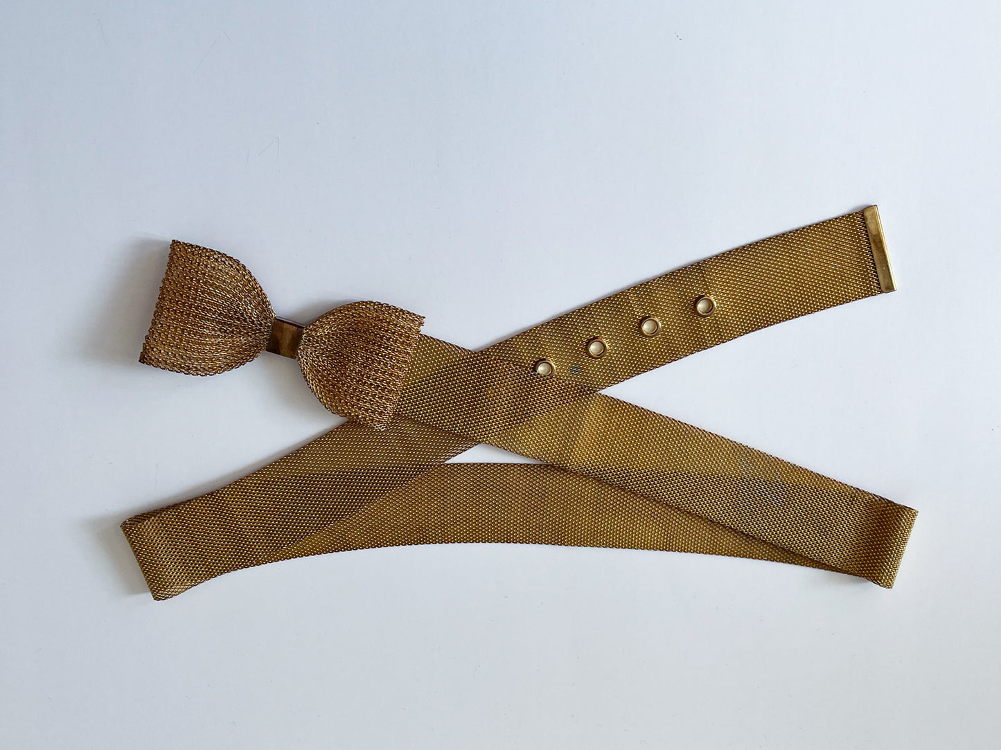 1980s Vintage Gold Tone Big Bow Metal Belt
