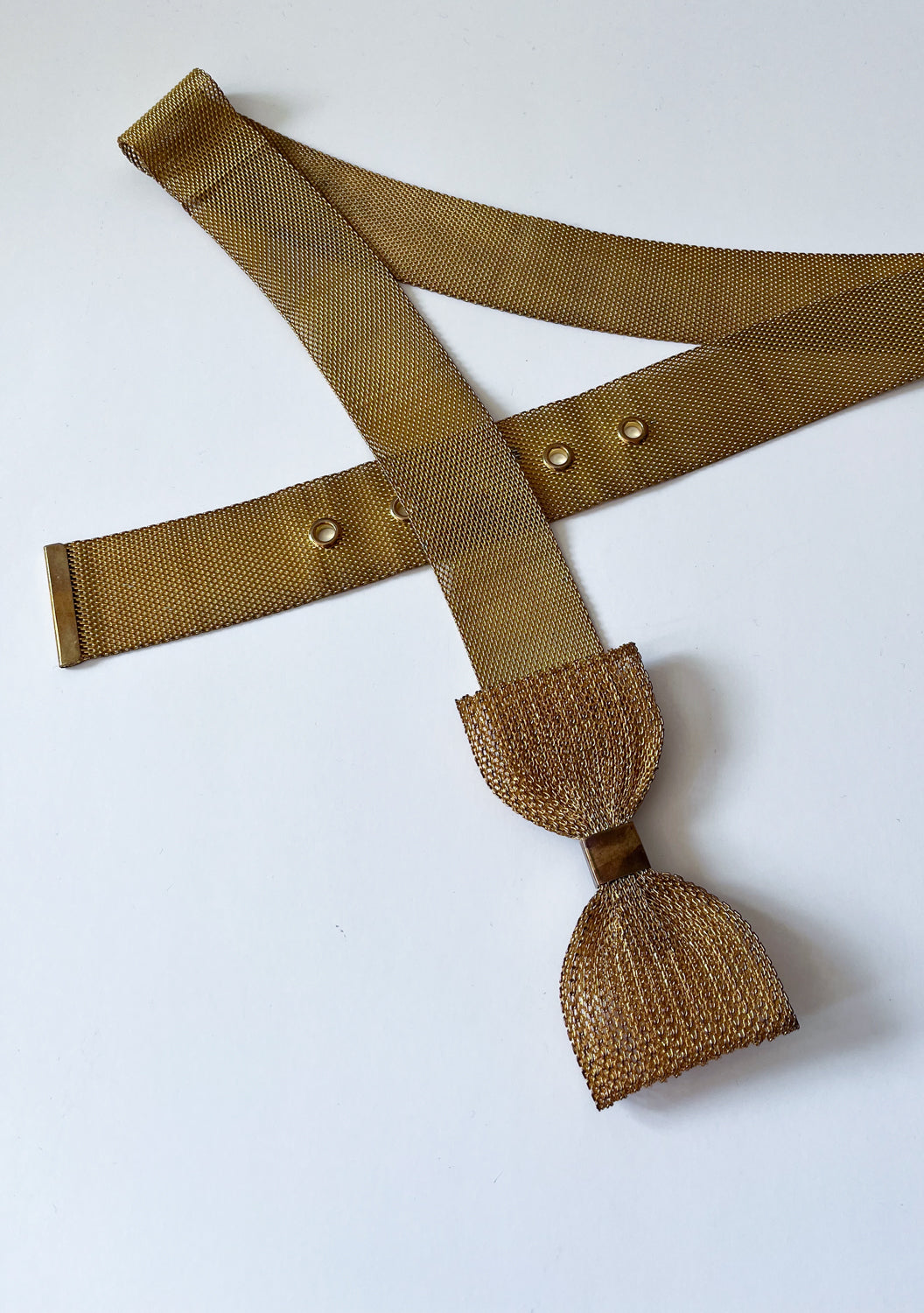 1980s Vintage Gold Tone Big Bow Metal Belt