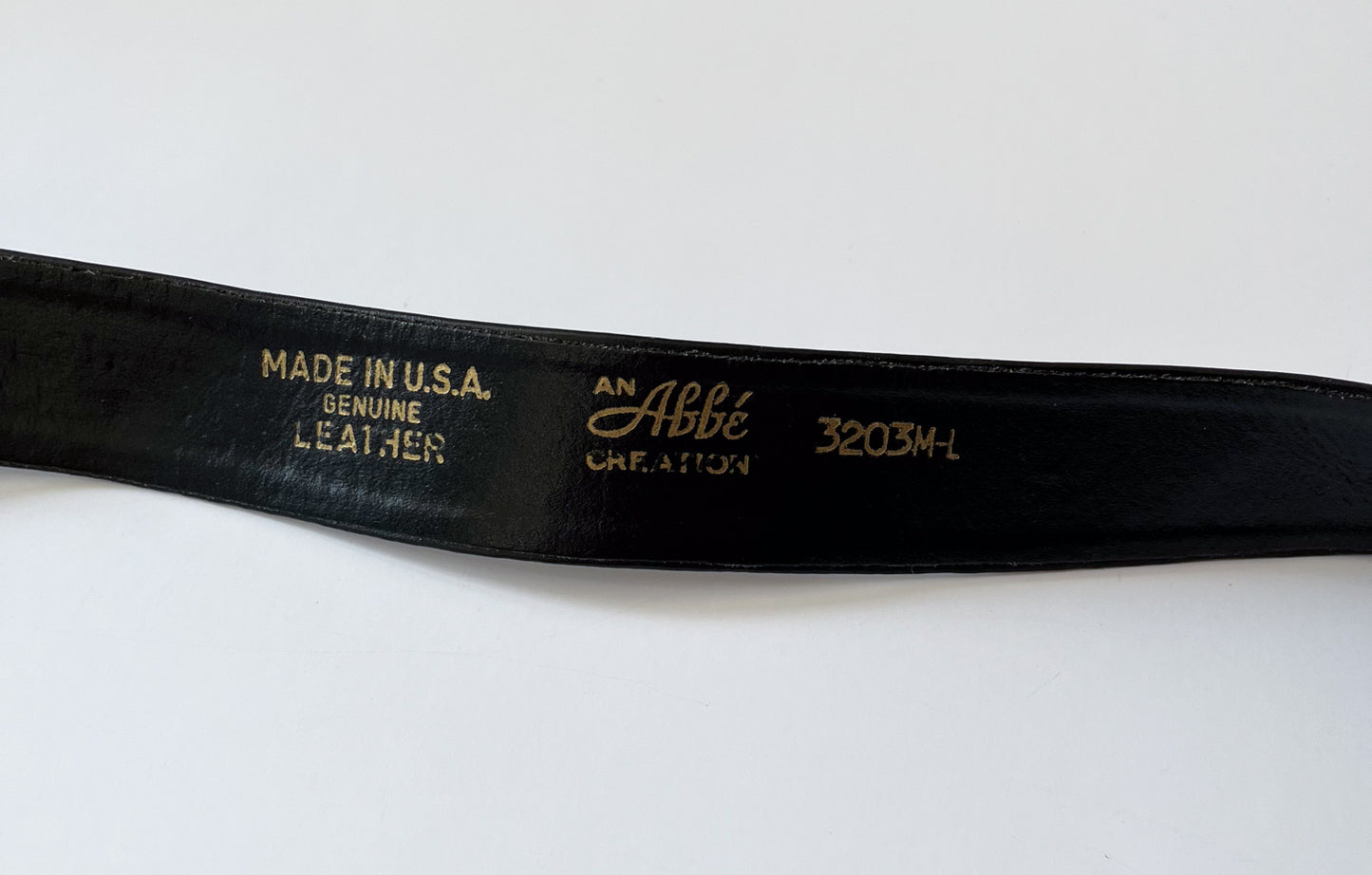 1970s - 1980s Vintage All The Birds and Butterflies Leather Belt
