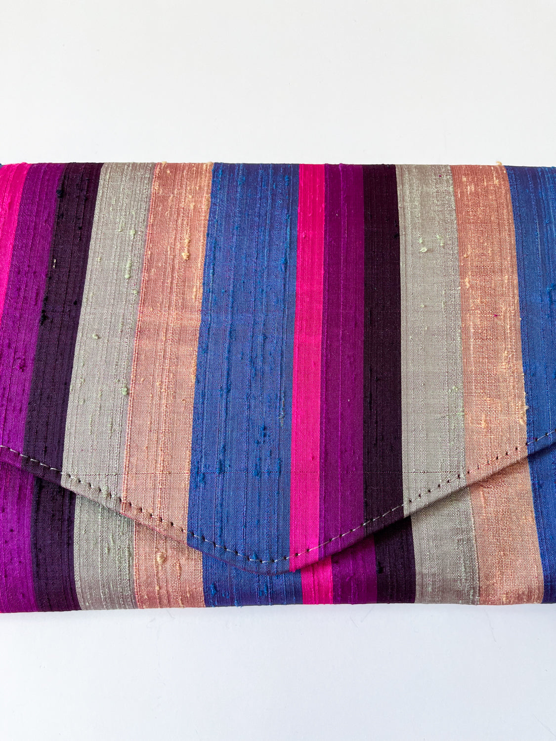 1980s Vintage Colorful Raw Silk Striped Snap Purse Clutch