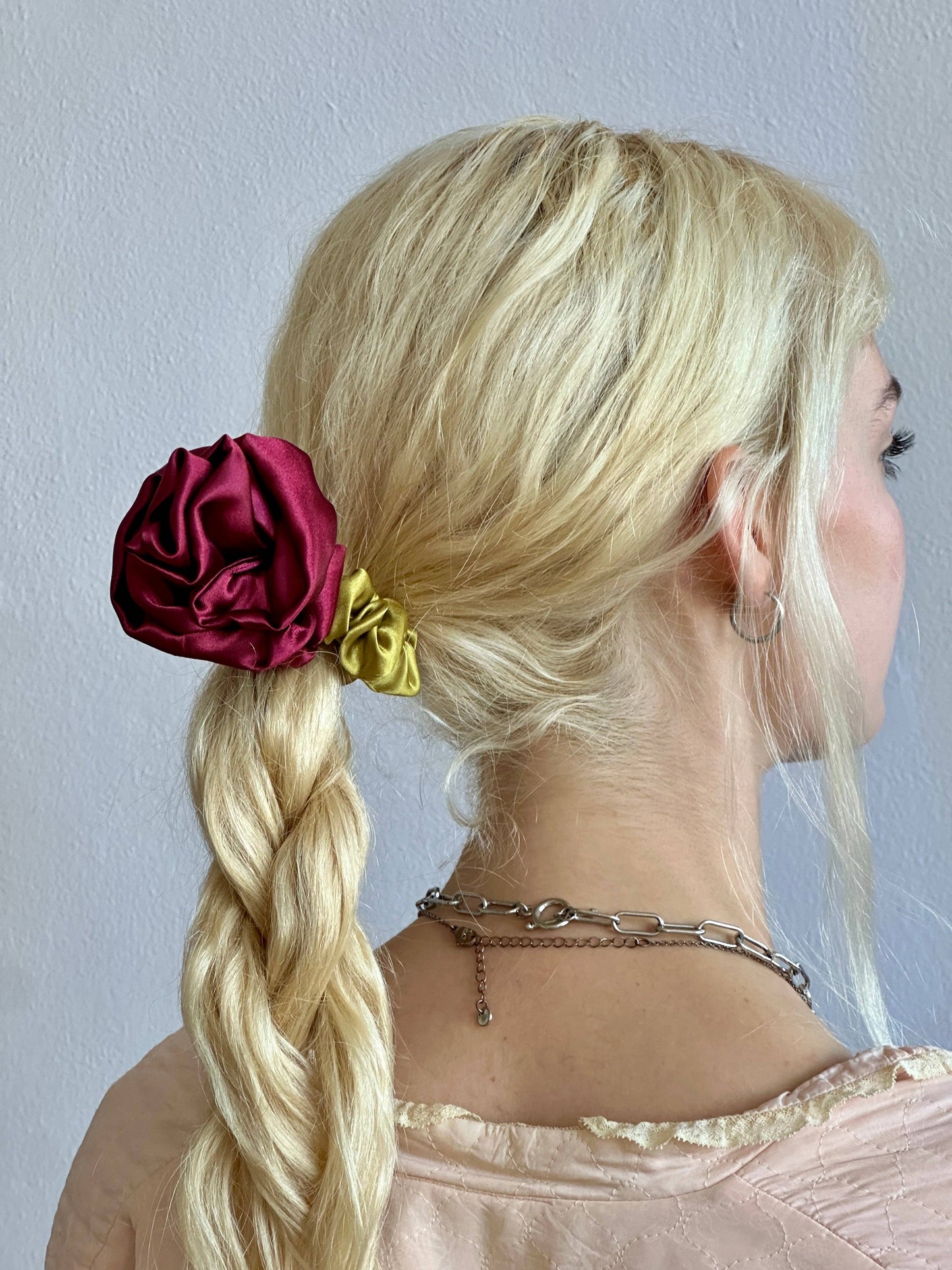 Rosette Scrunchie | Room Shop